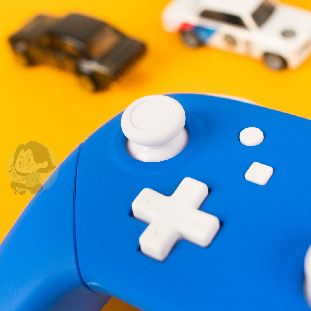 Custom Joy-Con karya paperfive!