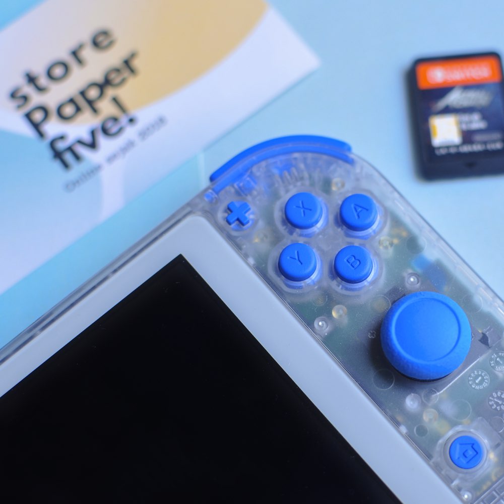 Detail shell Nintendo Switch Lite transparan
